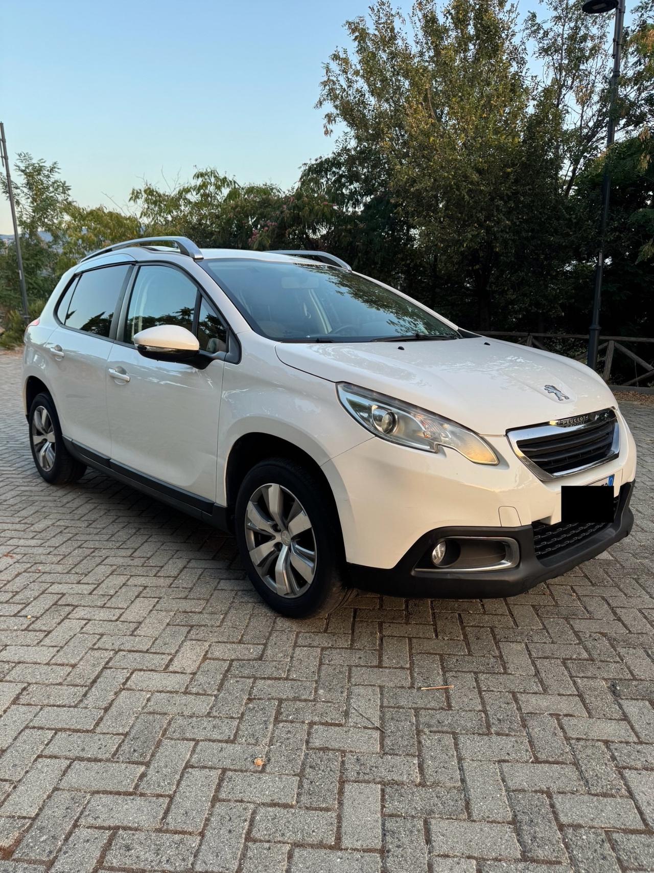 Peugeot 2008 1.6 e-HDi 92Cv Urban Cross 2014