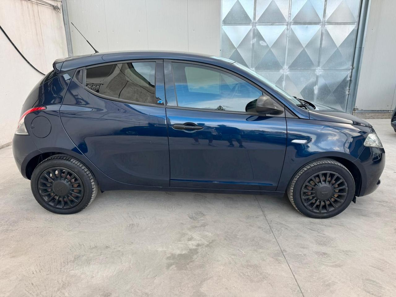 LANCIA YPSILON 1.2 69CV 2018!!! GPL DI CASA MADRE!!!