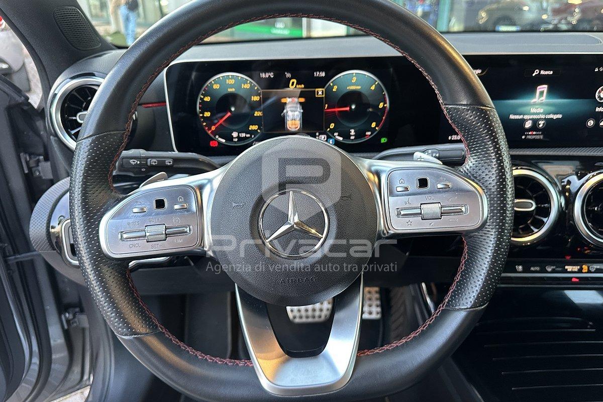 MERCEDES A 180 d Automatic Premium