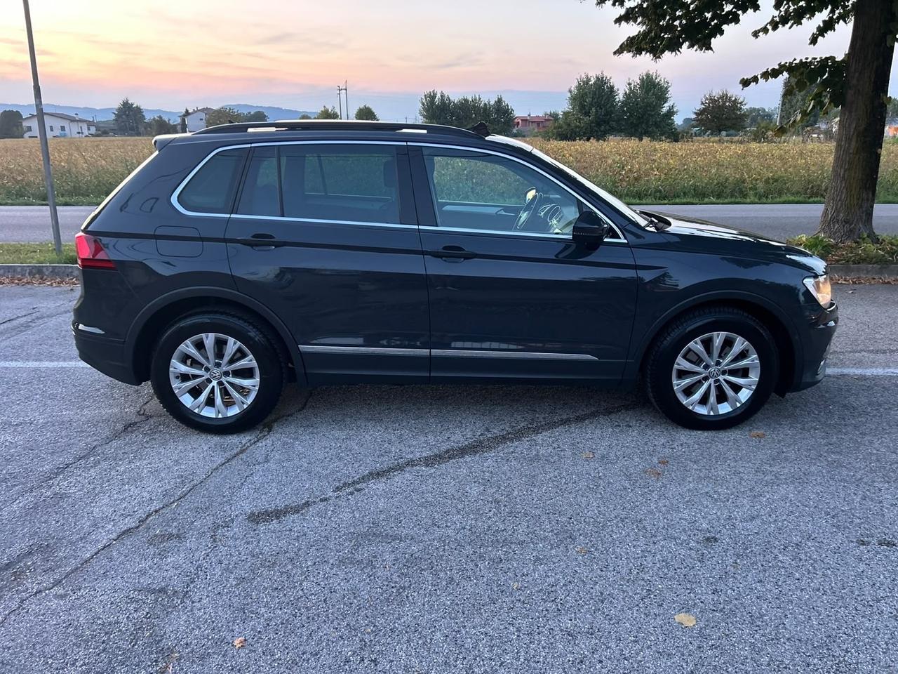 Volkswagen Tiguan 1.6 TDI SCR Business BlueMotion Technology