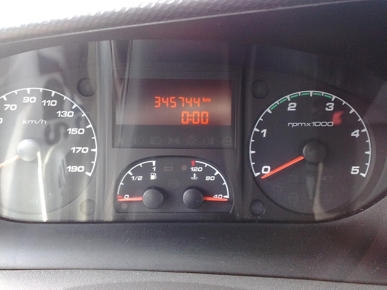 Iveco Daily 35s17 3000cc 170cv Automatico - 2014
