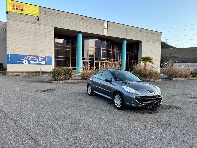 Peugeot 207 2011 1.4 16V Diesel