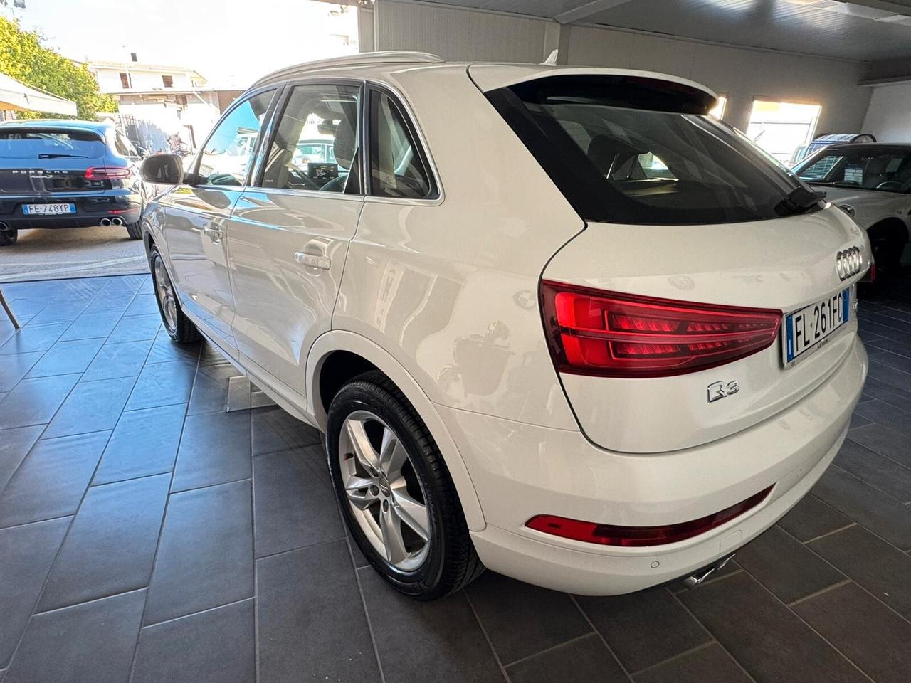Audi Q3 2.0 TDI 150 CV Quattro S tronic S-line Edition Unico Pro. Tetto Apribile