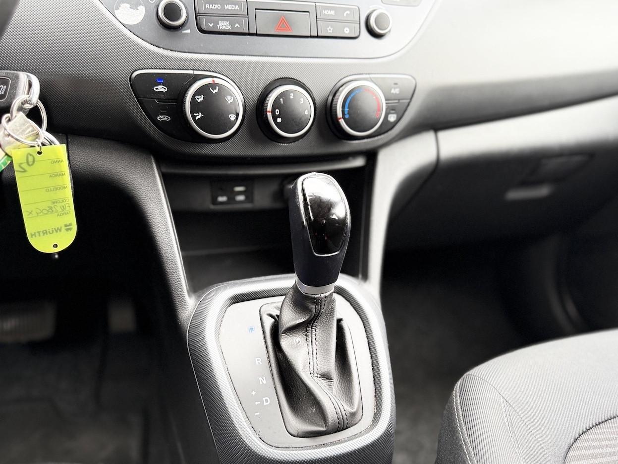 Hyundai i10 1.0 Benzina 67CV E6 Automatica Neo -2019