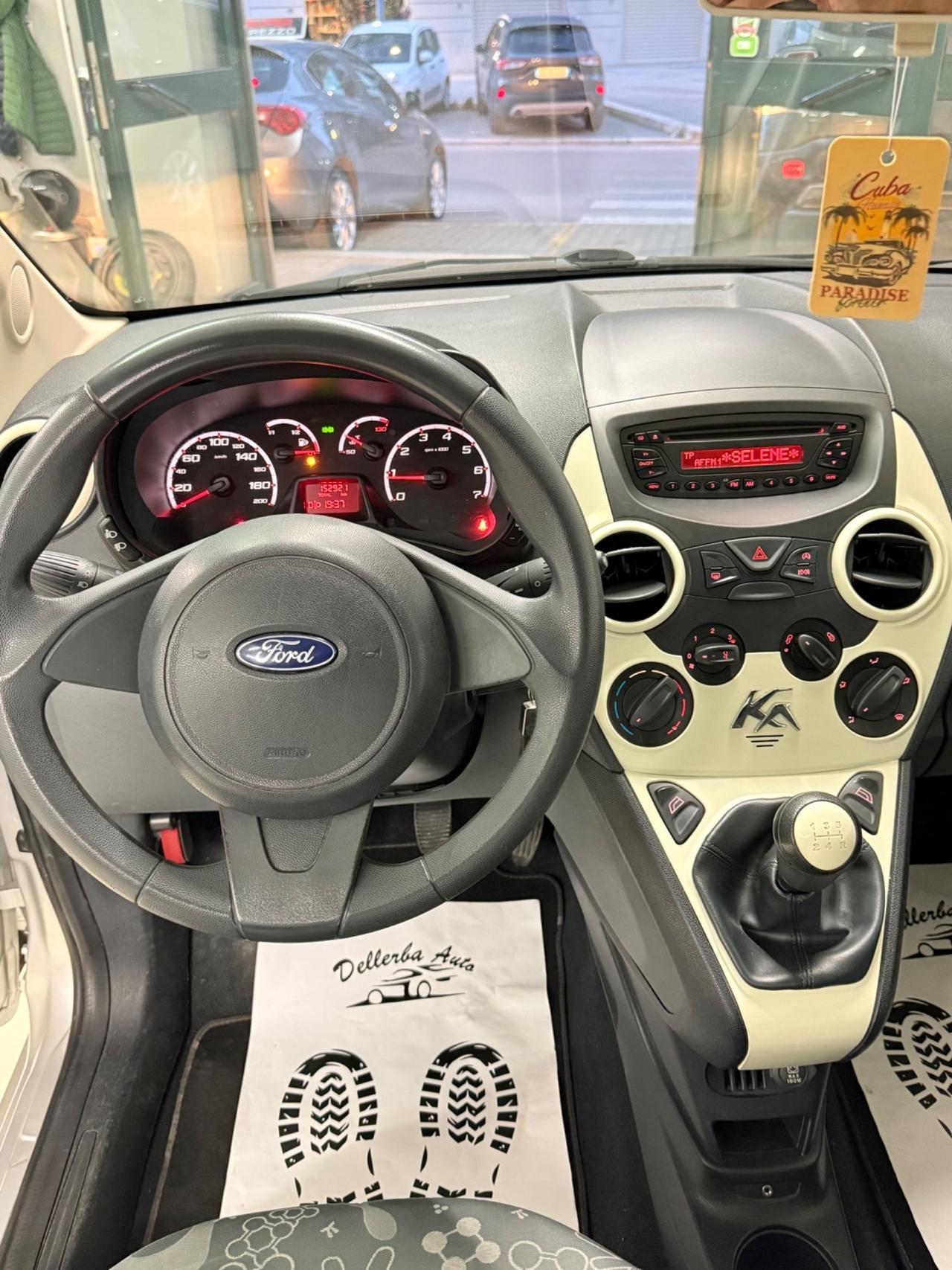 Ford Ka Ka+ 1.2 8V 69CV Titanium