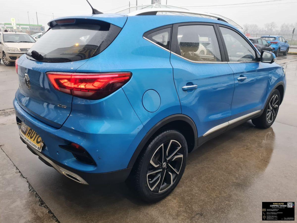 MG ZS Luxury Benzina-Anno 2022