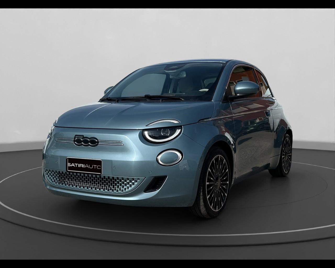 FIAT 500e 3+1 - 500e 3+1 42 kWh La Prima