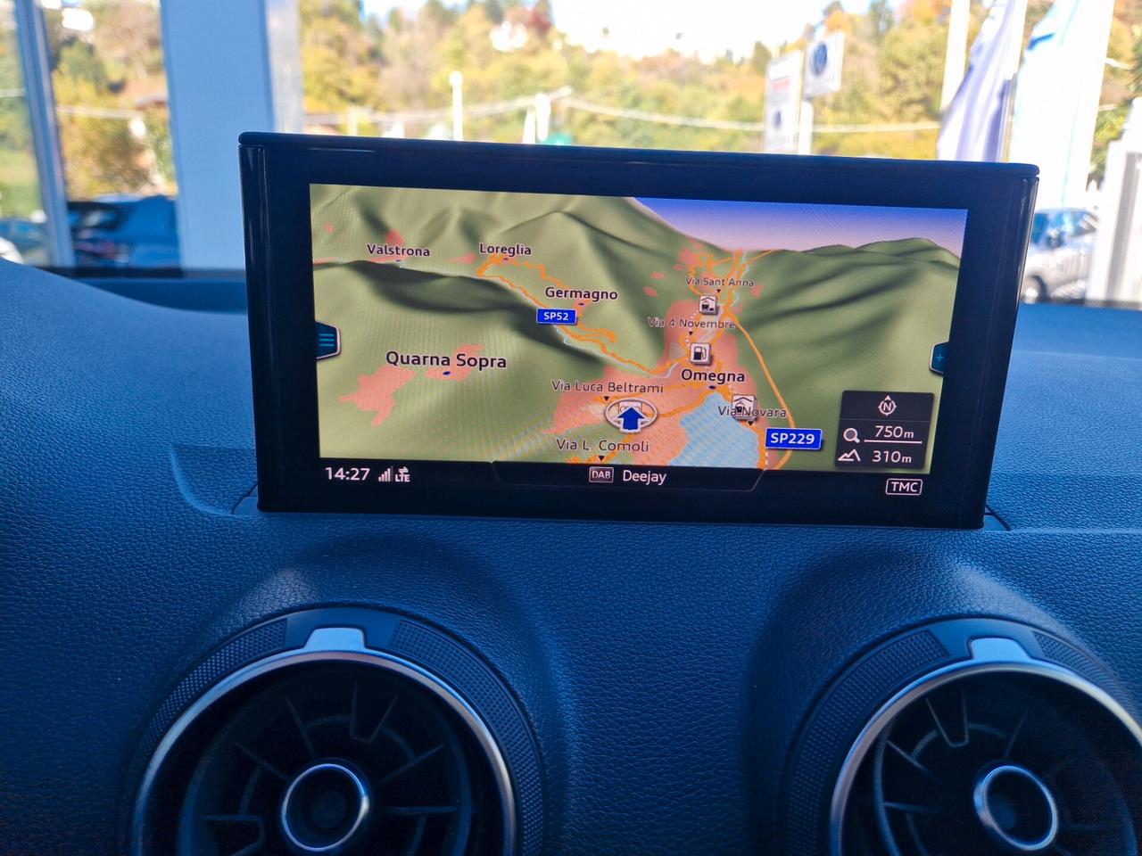 Audi Q2 35 TFSI S tronic Identity Black