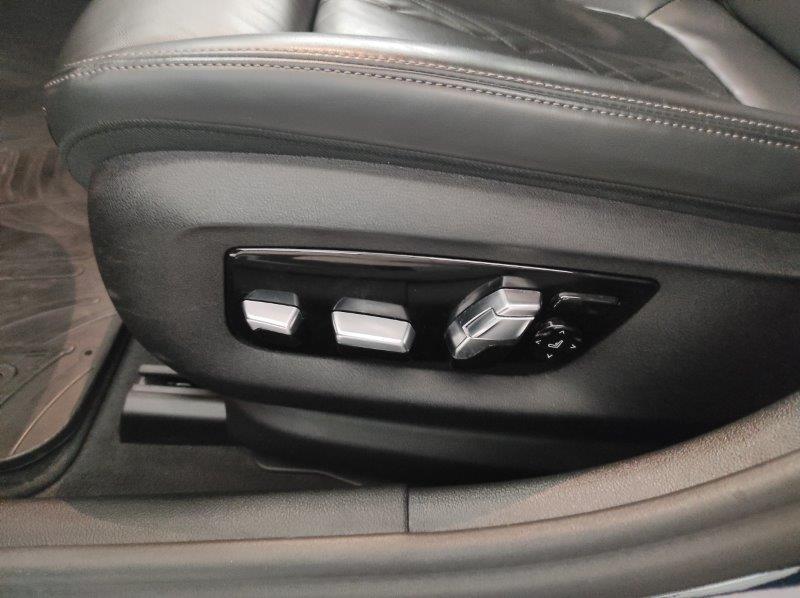 BMW Serie 5(G30/31/F90) - 520d 48V xDrive Touring Luxury
