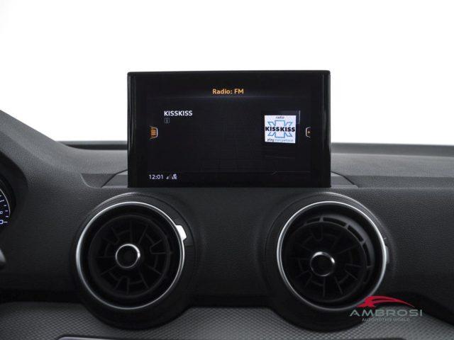 AUDI Q2 1.4 TFSI Design S tronic