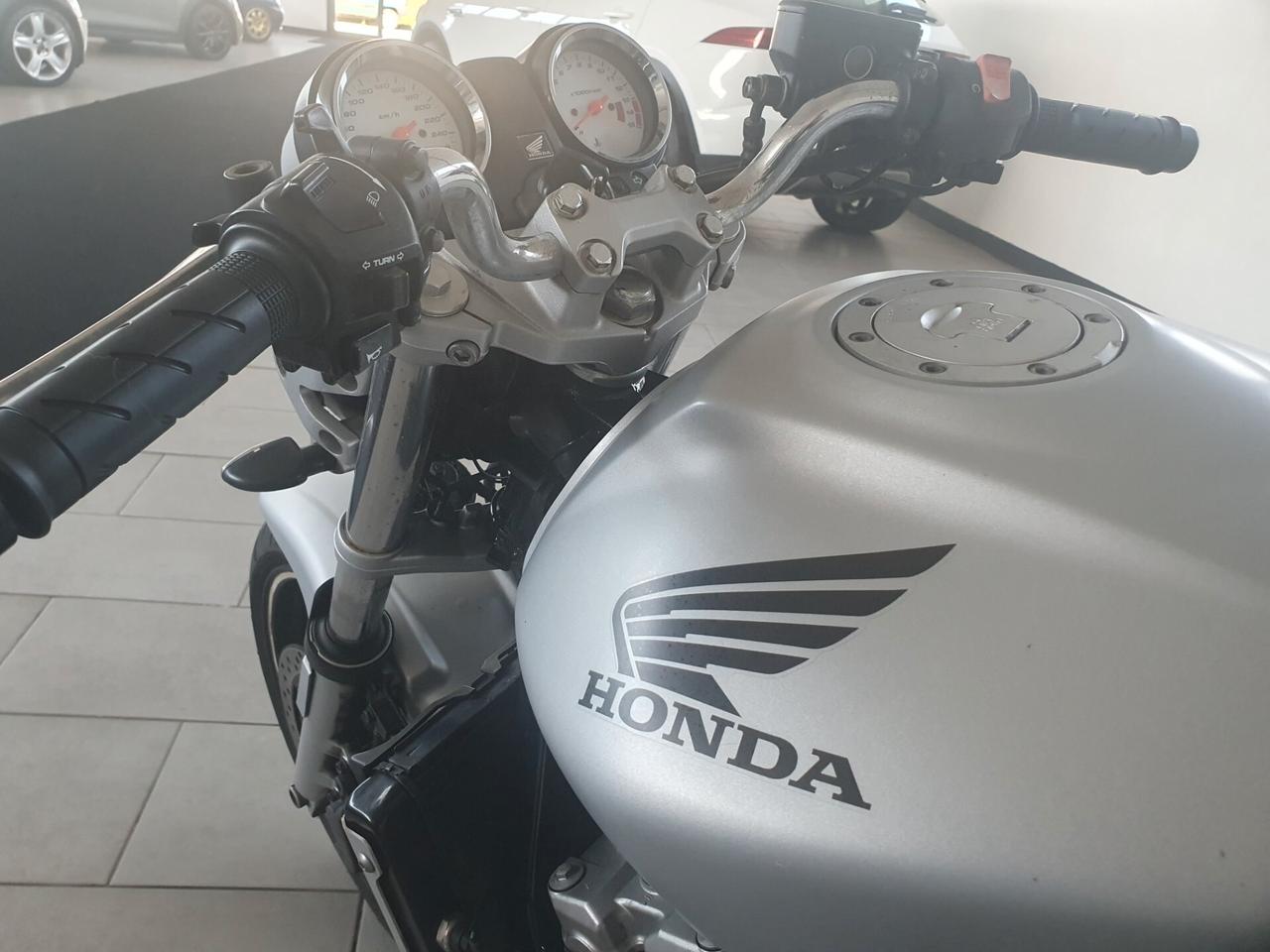 Honda Hornet 600