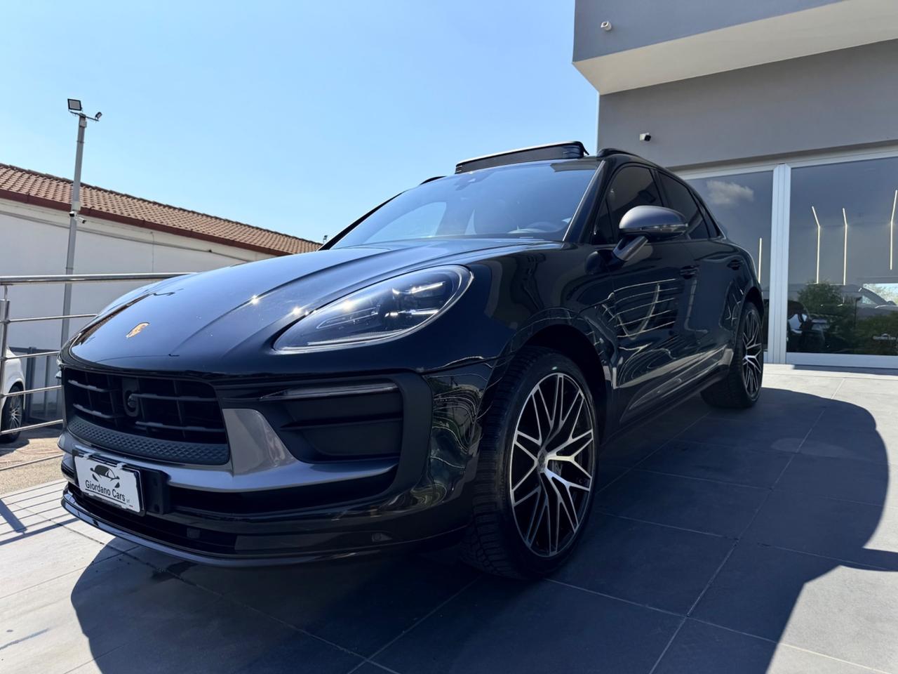 Porsche Macan 2.0 T 265cv Full tetto apribile in garanzia totale