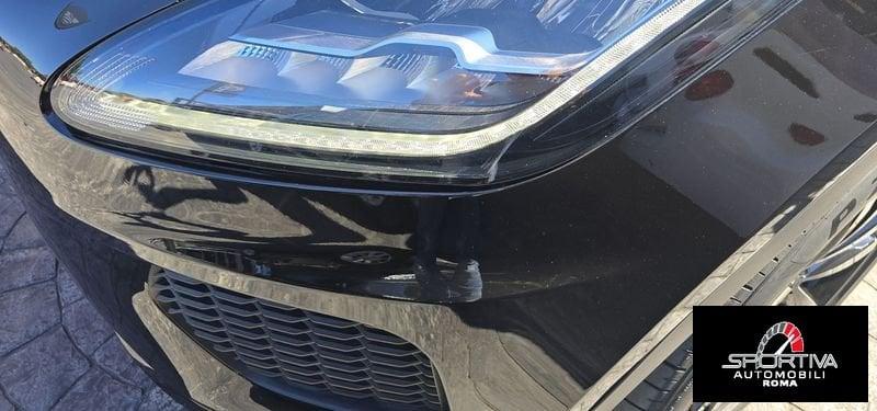 Jaguar E-Pace R-DYNAMIC TOTAL BLACK UNIPRO!