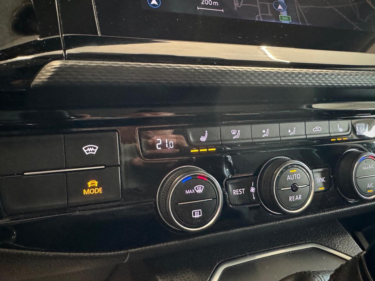 Volkswagen Multivan CRUISE - SOLO 86.000 KM 7POSTI