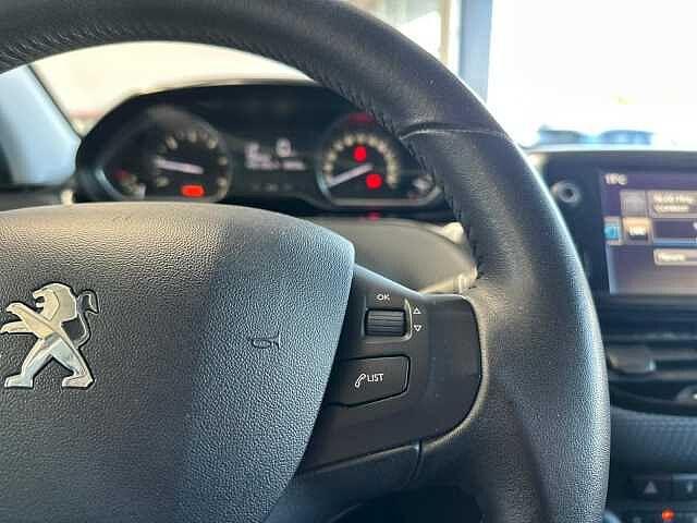 Peugeot 2008 BlueHDi 100 Active