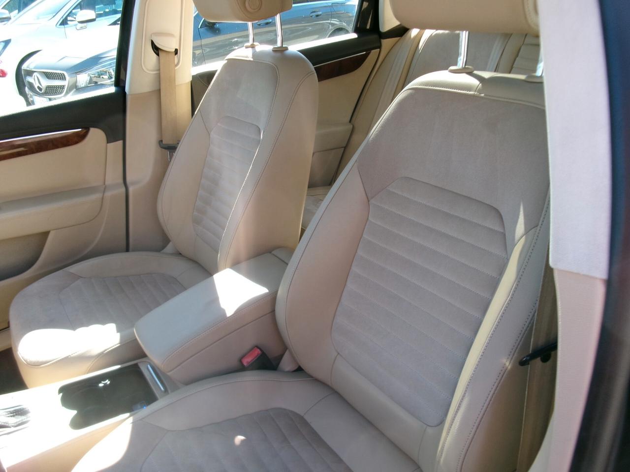 Volkswagen Passat Variant 2.0 TDI 140CV HIGHLINE CAMBIO DSG/TETTO APRIBILE/PELLE