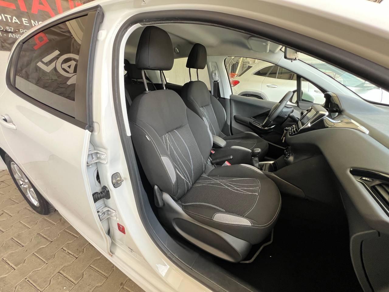 PEUGEOT 208 PURE TECH 82 5P ALLURE