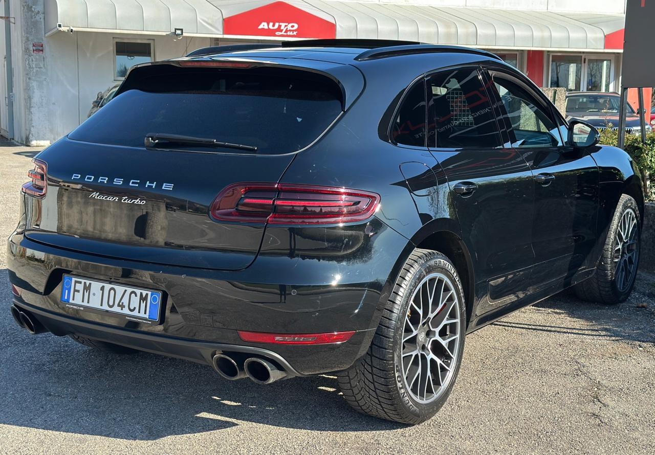 Porsche Macan 3.6 Turbo Performance 441 Porsche Approved
