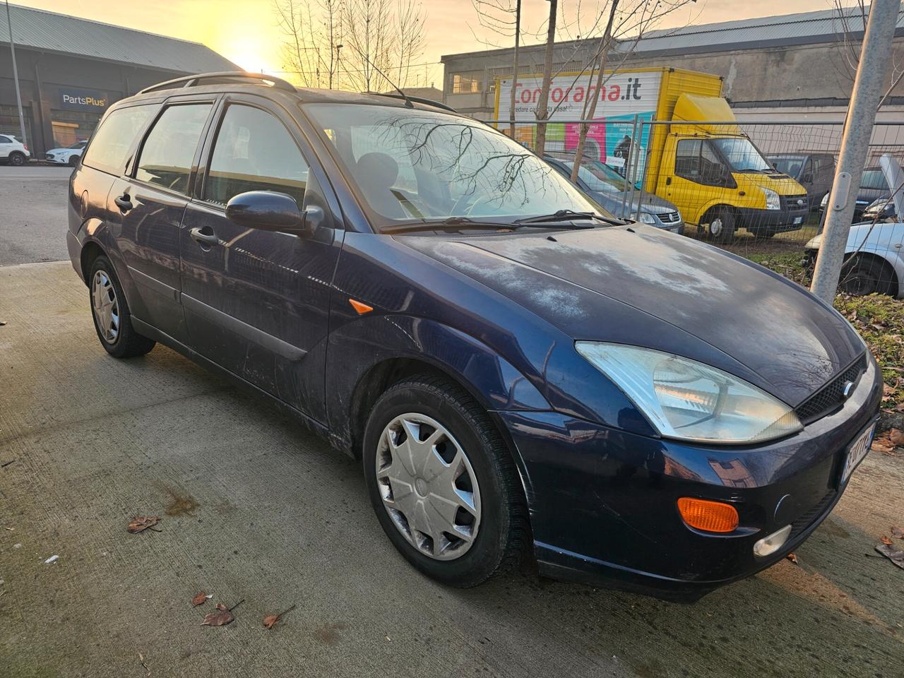 Ford Focus 1.6i 16V cat SW Trend