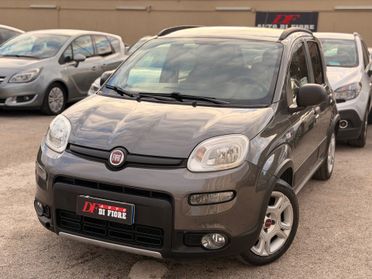 Fiat Panda 1.0 Hybrid City Cross CAR PLAY
