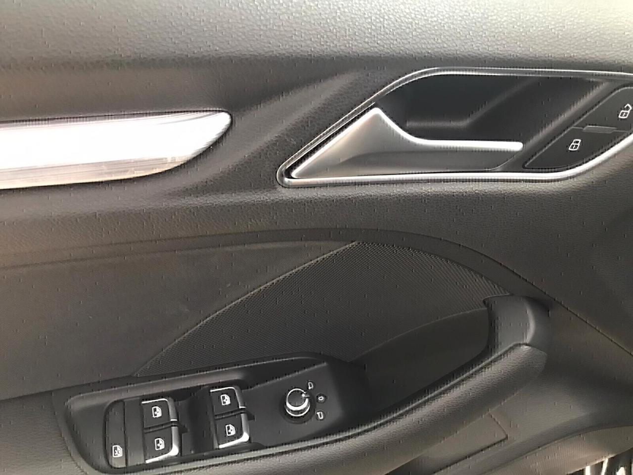 Audi A3 TDI S-LINE km 70000 IVA ESPOSTA 7/2019