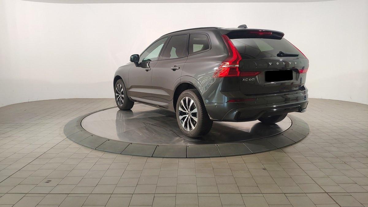 VOLVO Xc60 B4 Mild Hybrid (D) Automatico Plus Dark