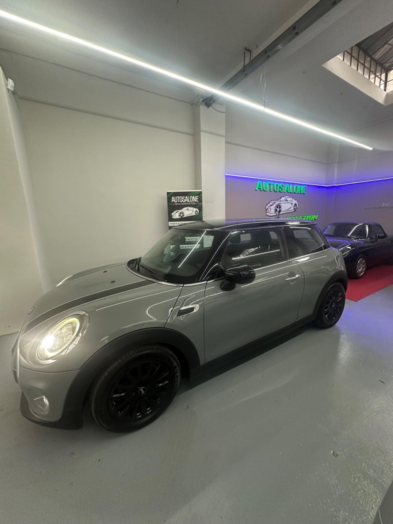 Mini 1.5 Cooper Business
