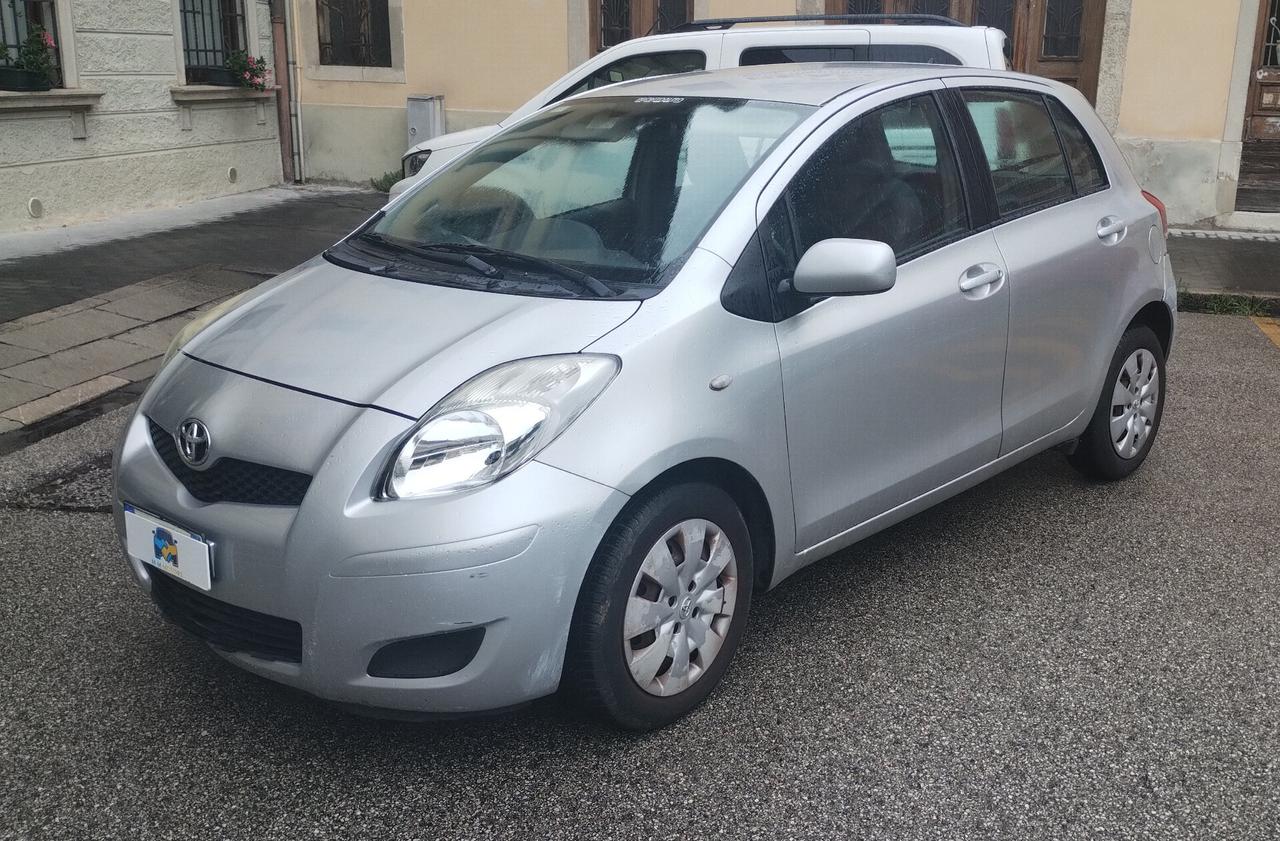 Toyota Yaris 1.3 5 porte M-MT Sol NEOPATENTATI
