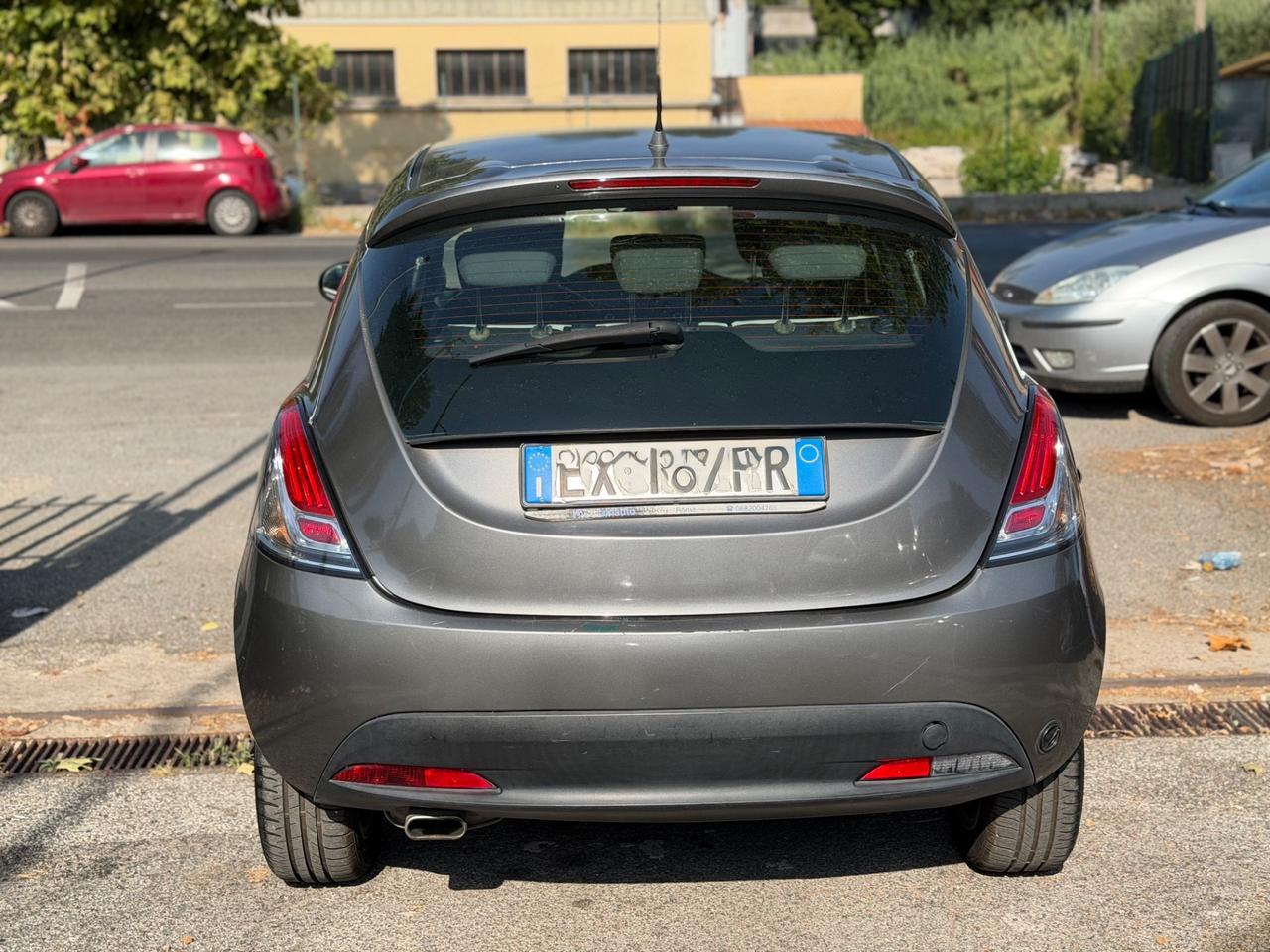 Lancia Ypsilon 1.2 69 CV 5 porte GPL Ecochic Elefantino