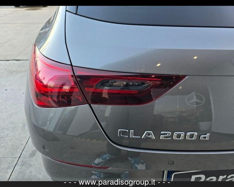 Mercedes-Benz CLA X118 NUOVA SHOOTING BRAKE 200 d Automatic S. Brake