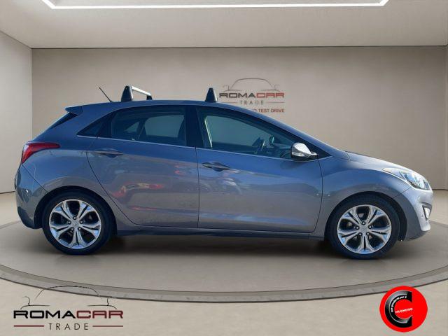 HYUNDAI i30 1.6 CRDi 128CV 6m Confort