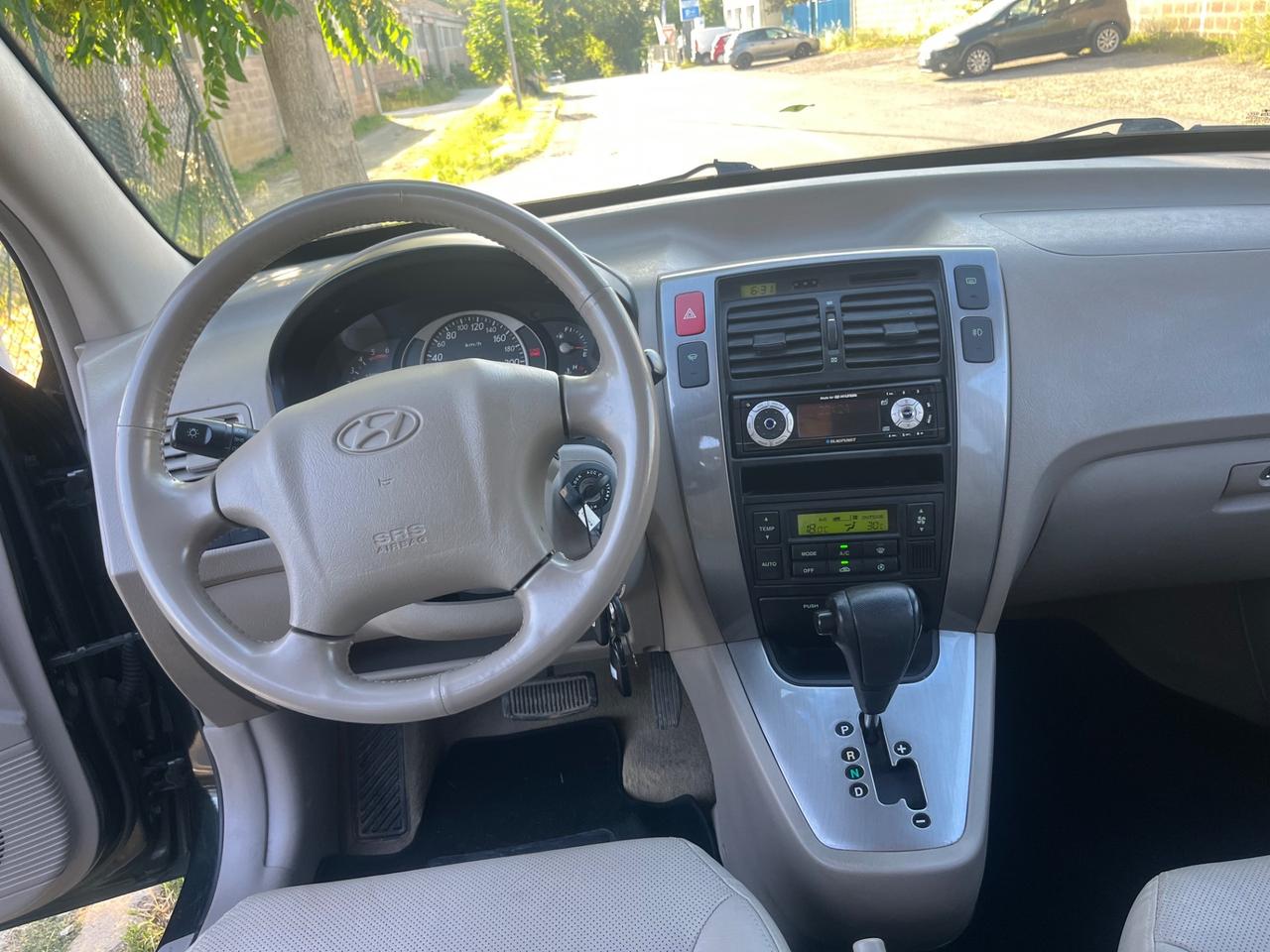 Hyundai Tucson 2.0 CRDi TD Dynamic AUTOMATICO 4X4 SOLI 90.000 KM
