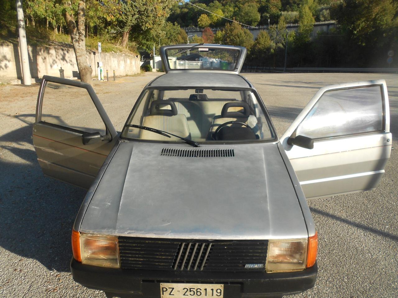 UNO 45 STING 3p(NUOVA:75.338km)5posti,FERMA dal 2006