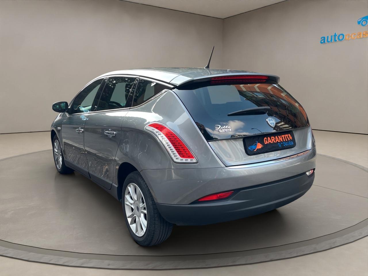 Lancia Delta UNICO PROPRIETARIO - NEOPATENTATI