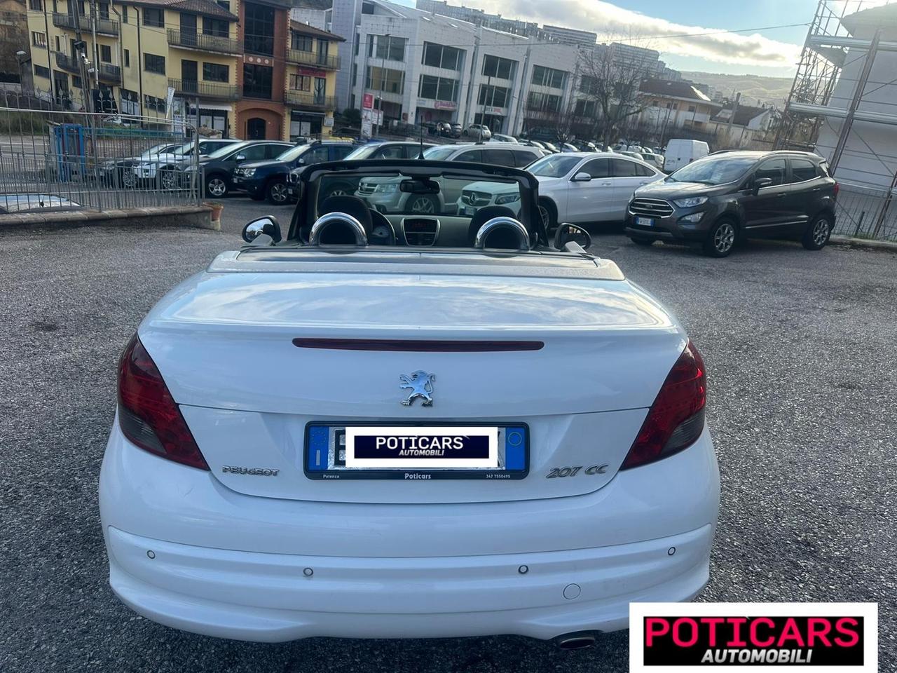 Peugeot 207 1.6 8V HDi 112CV CC Féline