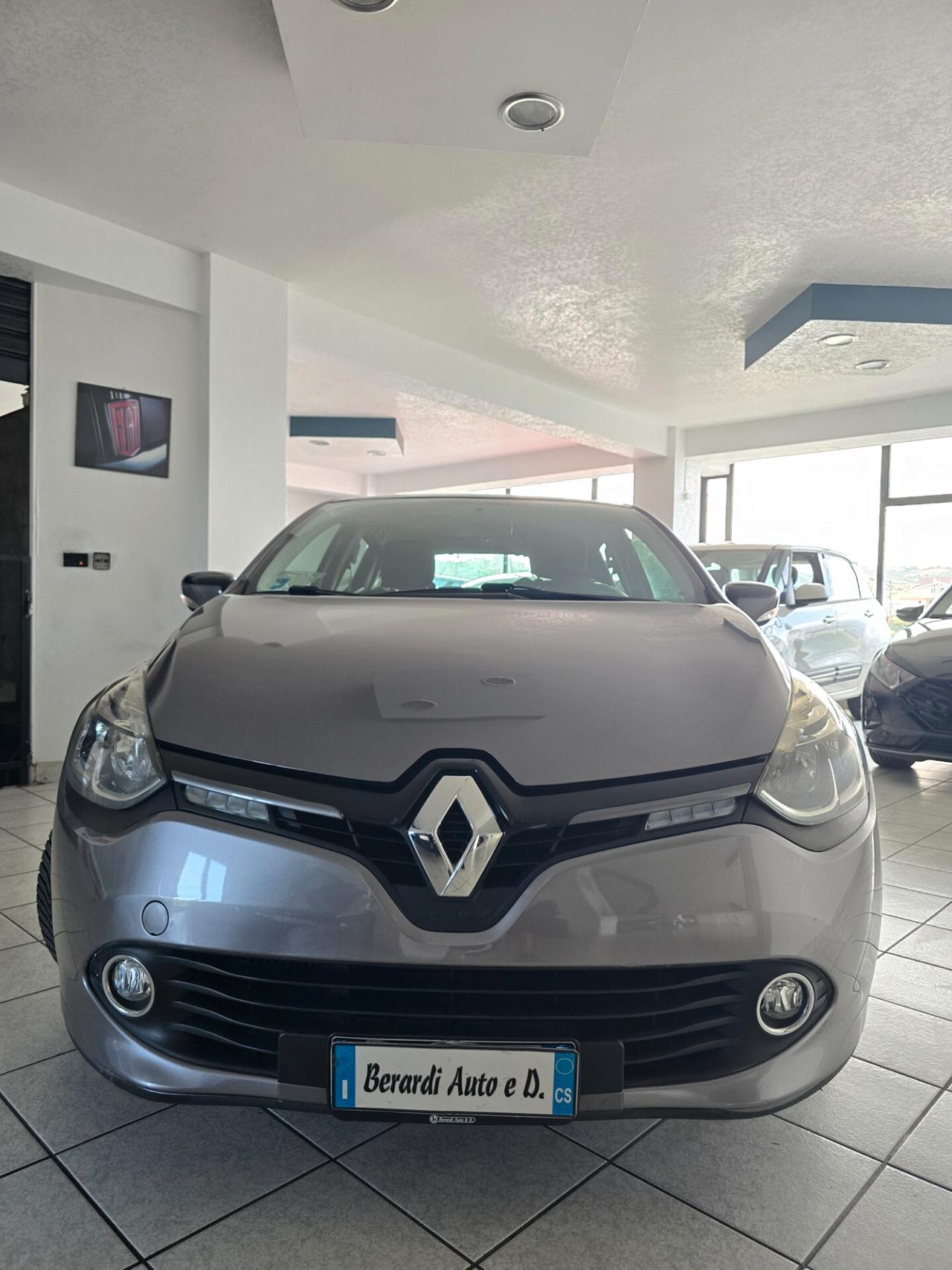 Renault Clio 1.5 dCi 90CV Costume National