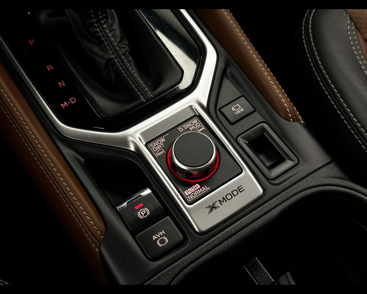 SUBARU Forester 2.0 e-Boxer MHEV CVT Lineartronic Premium