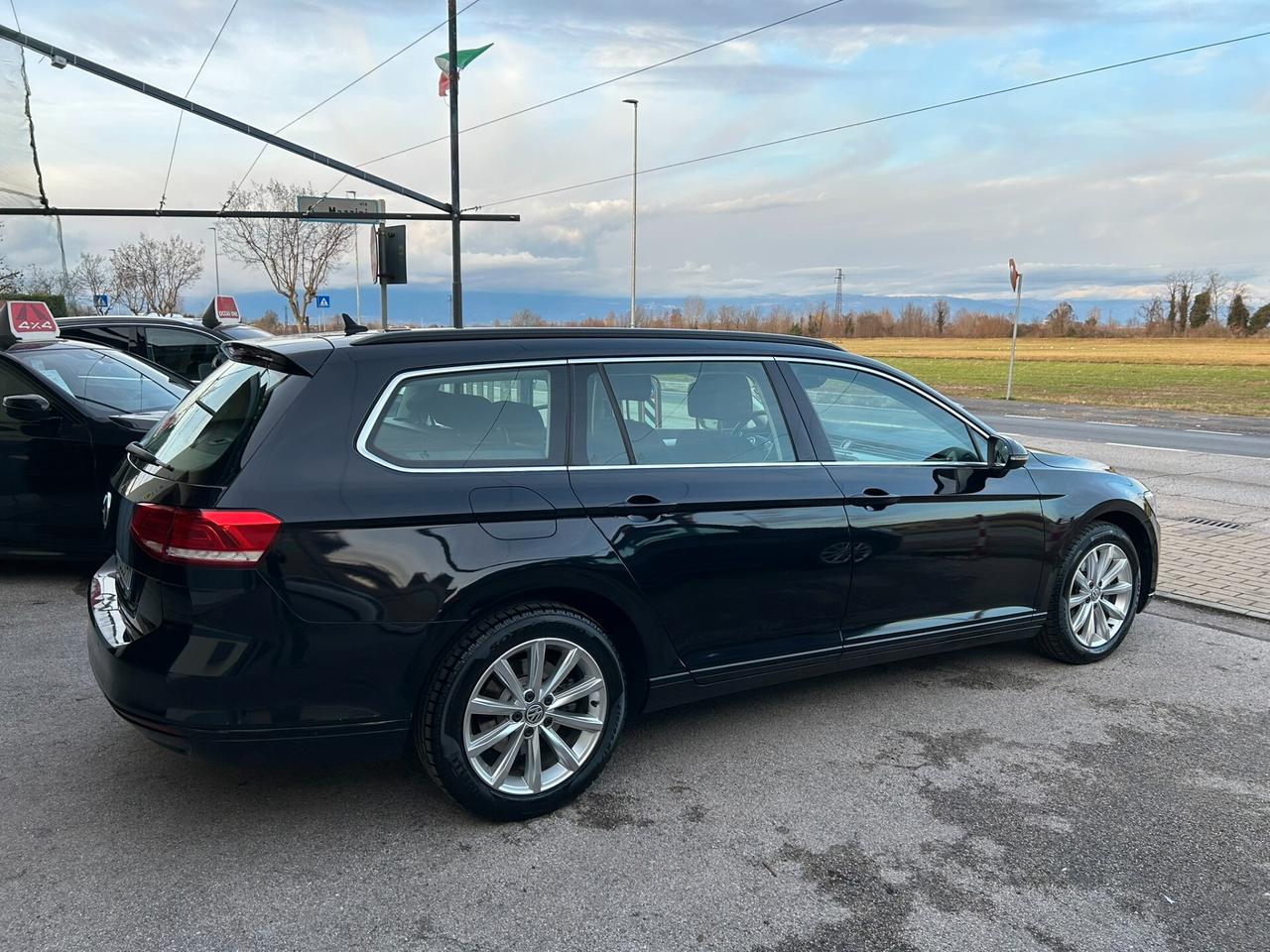 VW PASSAT VARIANT 1.6 TDI 120CV DSG COMFORTLINE