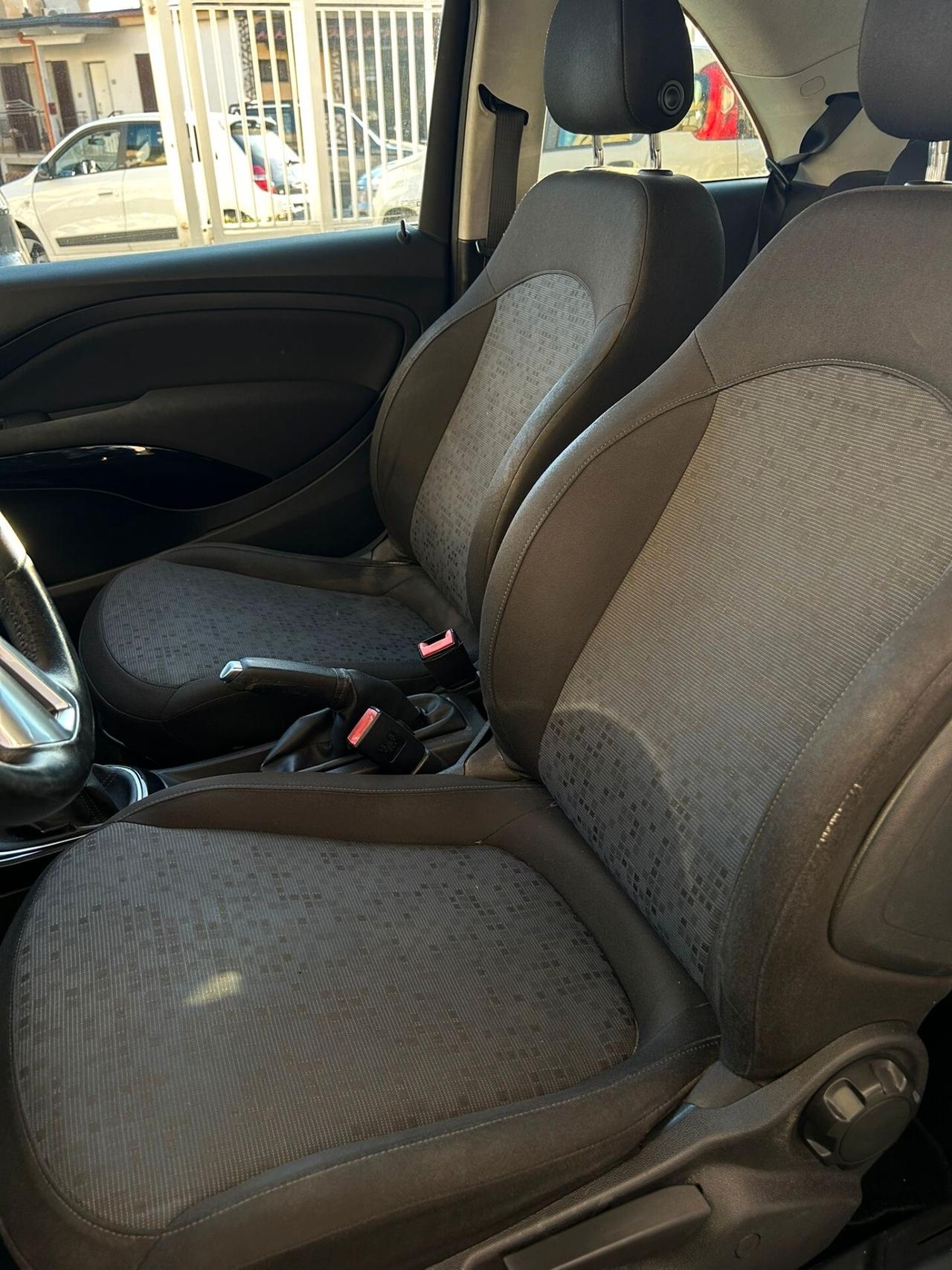 Opel Adam 1.2 70 CV