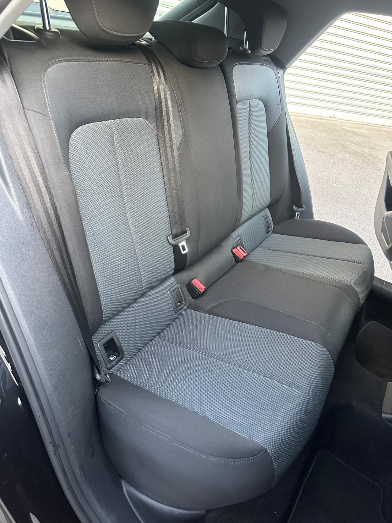 Audi Q2 30 1.6 TDI 116cv S tronic Admired
