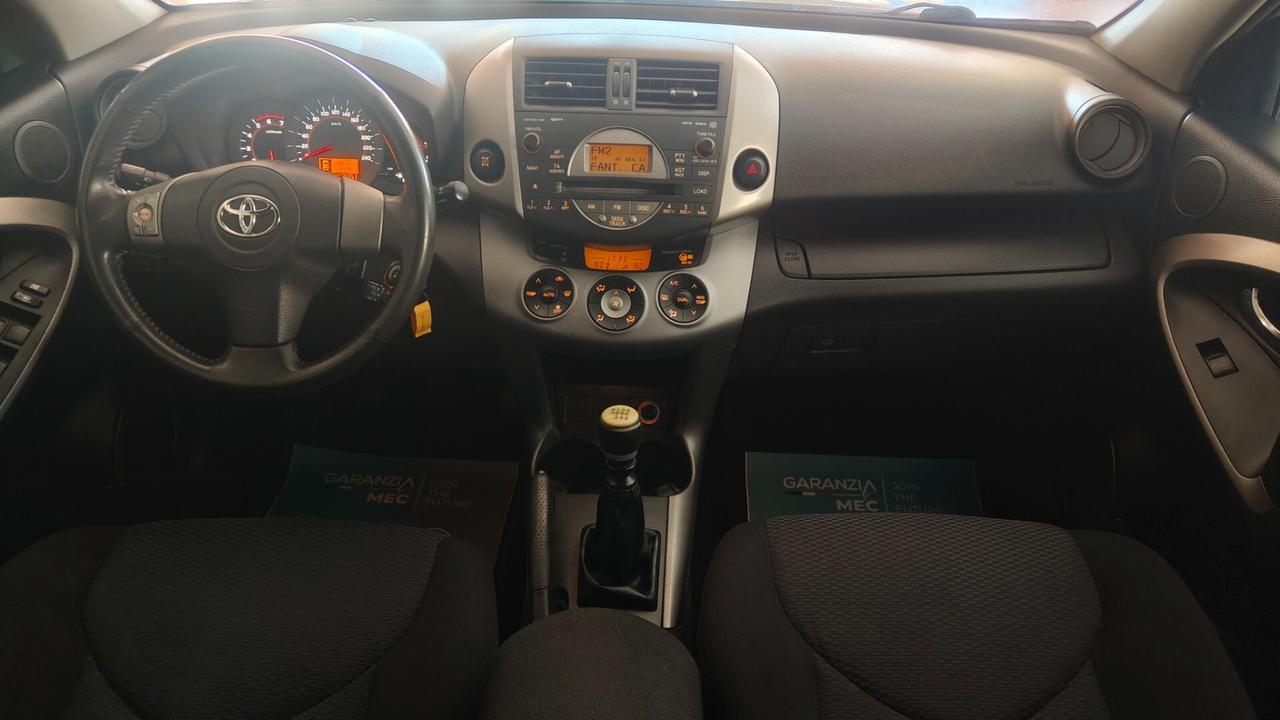 Toyota RAV 4 RAV4 2.2 D-4D 136 CV Luxury