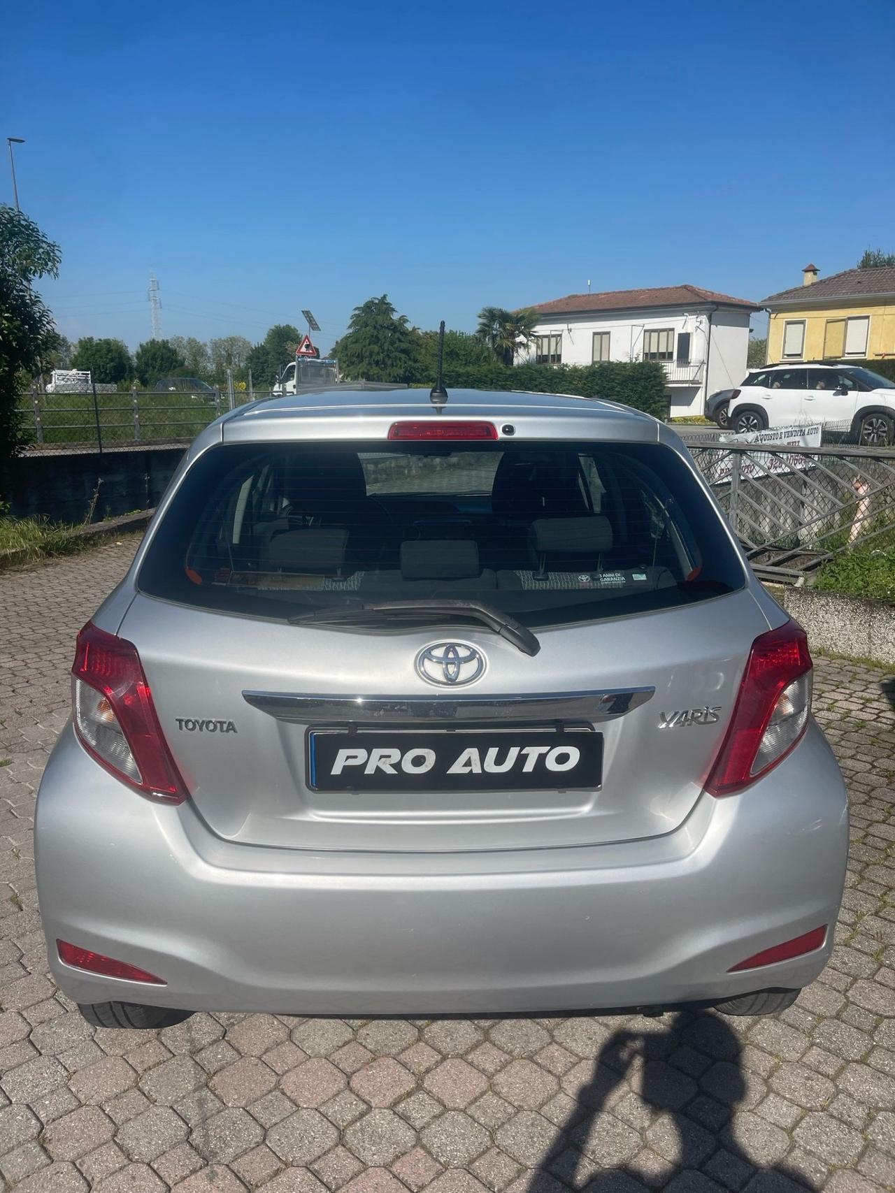 Toyota Yaris 1.4 D-4D 5 porte Lounge