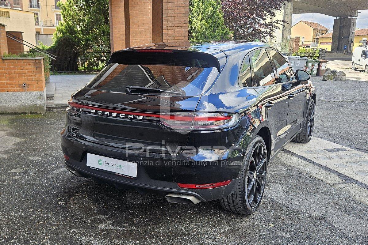 PORSCHE Macan 2.0