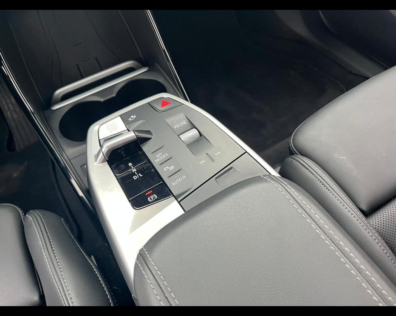 BMW Serie 2 A.T. (U06) - 218d Active Tourer