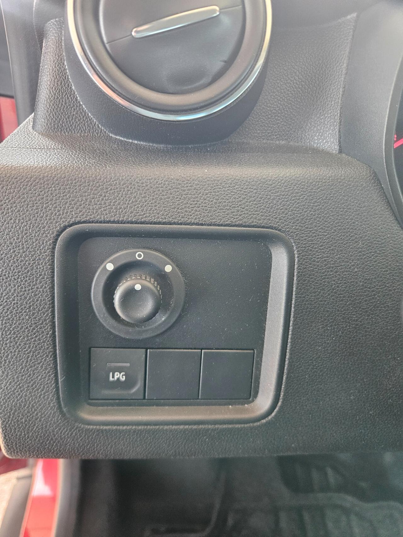 Dacia Duster 1.0 TCe GPL 100cv 4x2 Comfort DaciaPlus