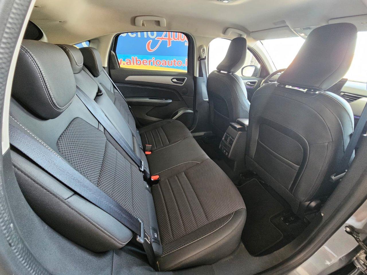 Renault Arkana 1.6 E-Tech full hybrid Intens 145cv