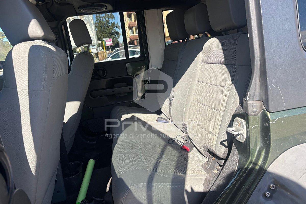 JEEP Wrangler Unlimited 2.8 CRD Sahara Auto