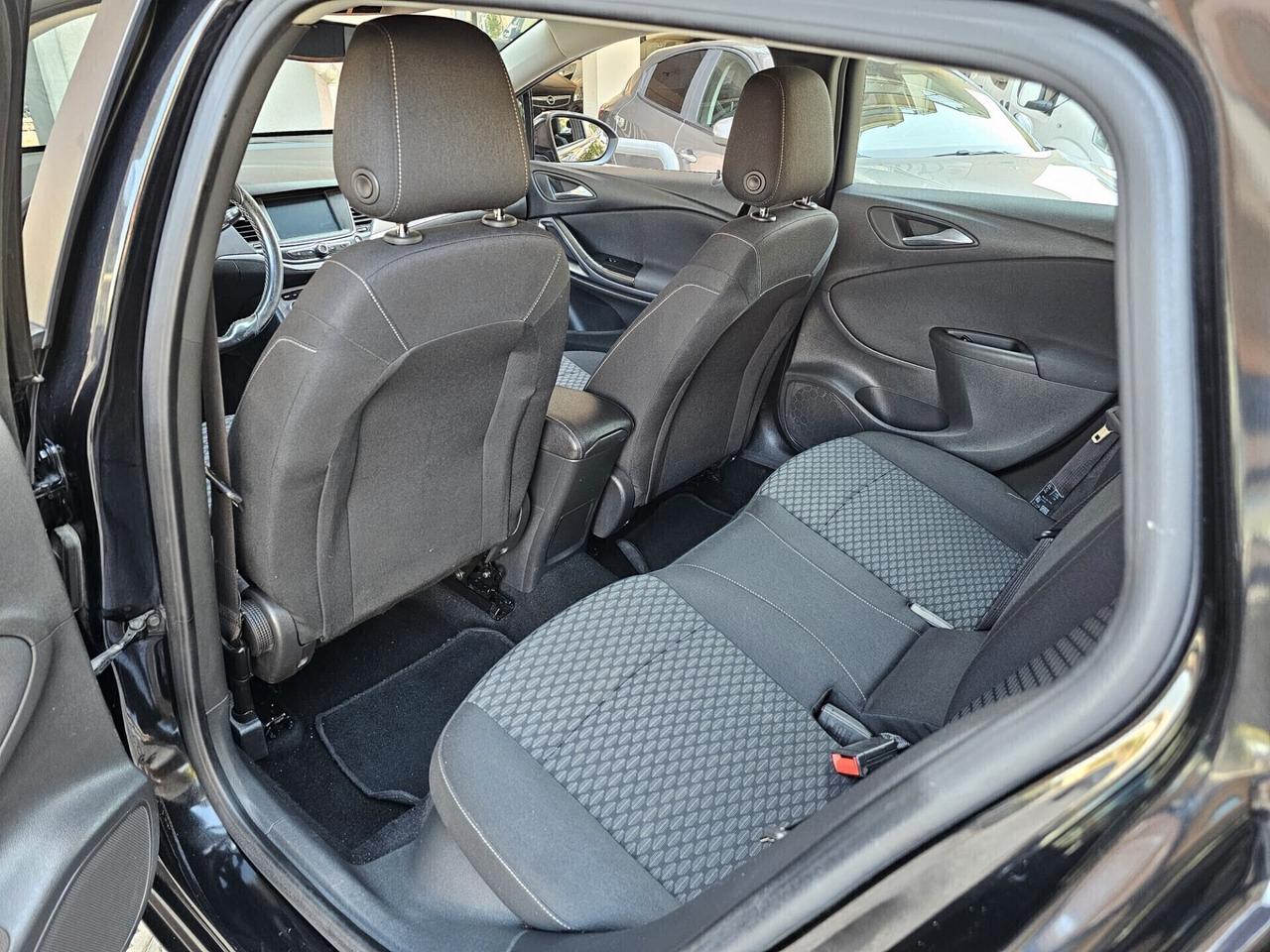 Opel Astra 1.6 CDTI EcoFLEX S&S Sports Tourer Cosmo