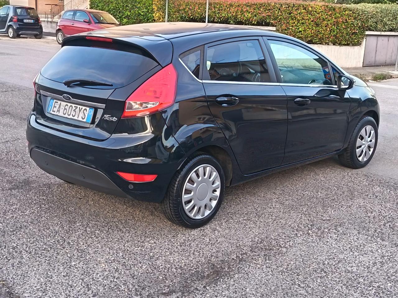 Ford Fiesta 2010 1.4 5 porte Bz.- GPL Titanium NEOPATENTATI LEGGI BENE