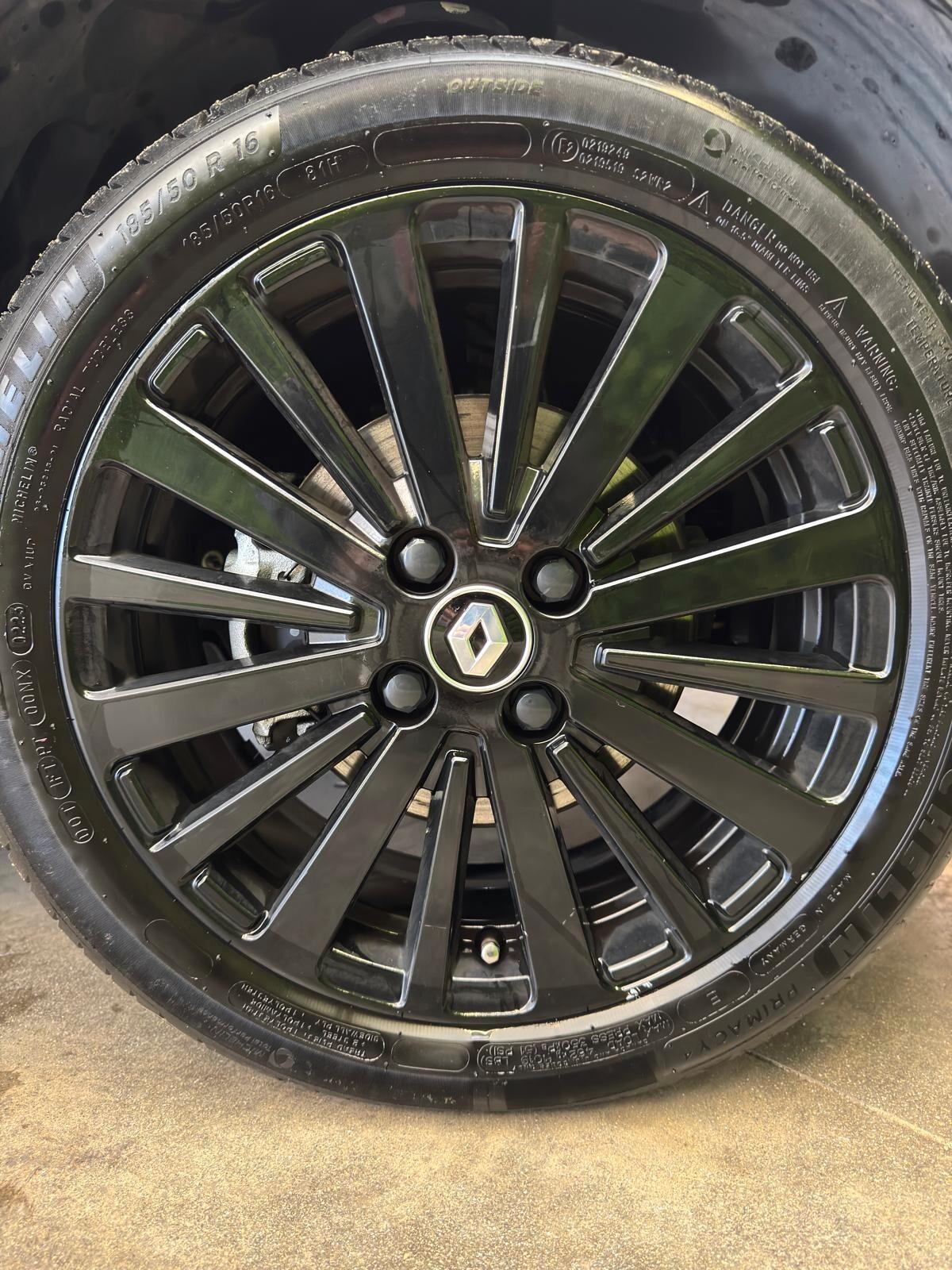 Renault Twingo Electric Urban Night